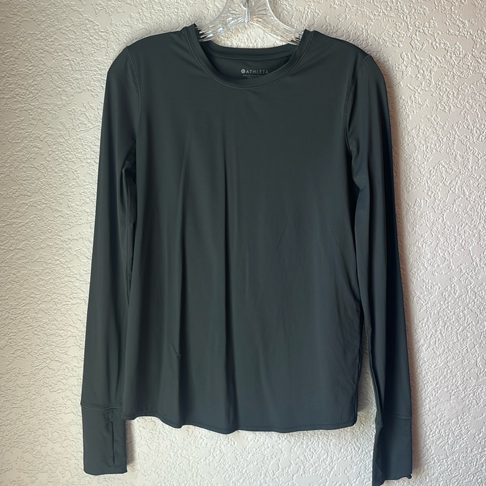 Athleta long sleeve top